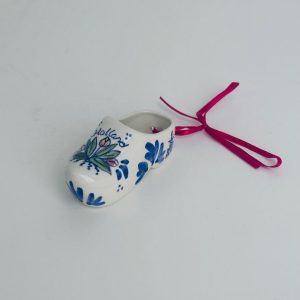 Christmas clog tulips