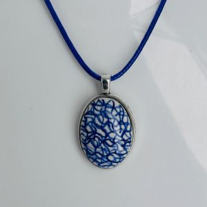 Necklace fantasy with leather chain