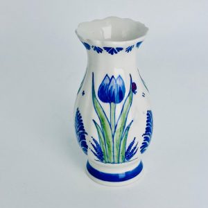 Vase ribbed tulips blue green