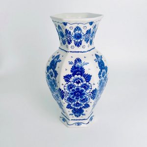 Vase hexagon traditional flowers