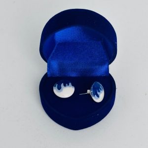 Earrings with silver studs and drops design