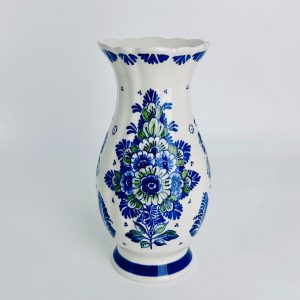 Vase ribbed blue green with traditional flowers