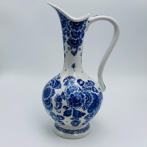 Pitcher traditional flowers